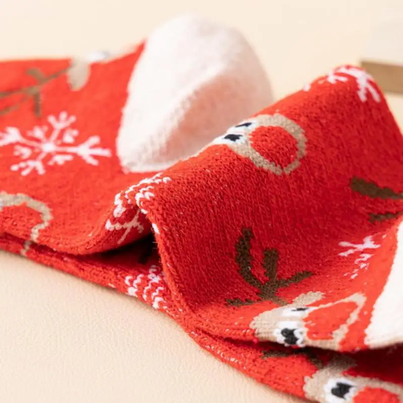 Christmas Socks 5Pairs Wool Mid-tube with Santa Reindeer Pattern Women's Gift Box