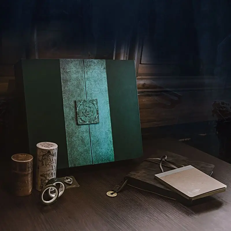 Набор заметок ко-фирменного бренда «грабитель гробы»