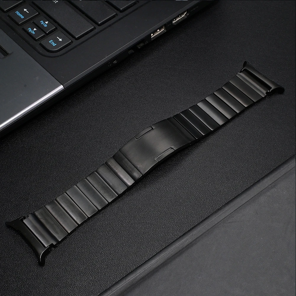 Luxury Titanium Strap with Curved End Bracelet for Men – Quick Fit Loop Band