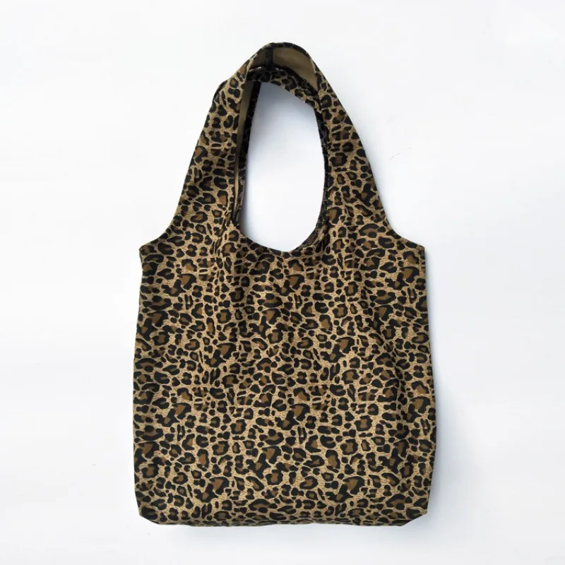New Fashion Tote Bags Shopping and Travel Canvas Bags New Women Popular Handbags Large Capacity Leopard Shoulder Bags