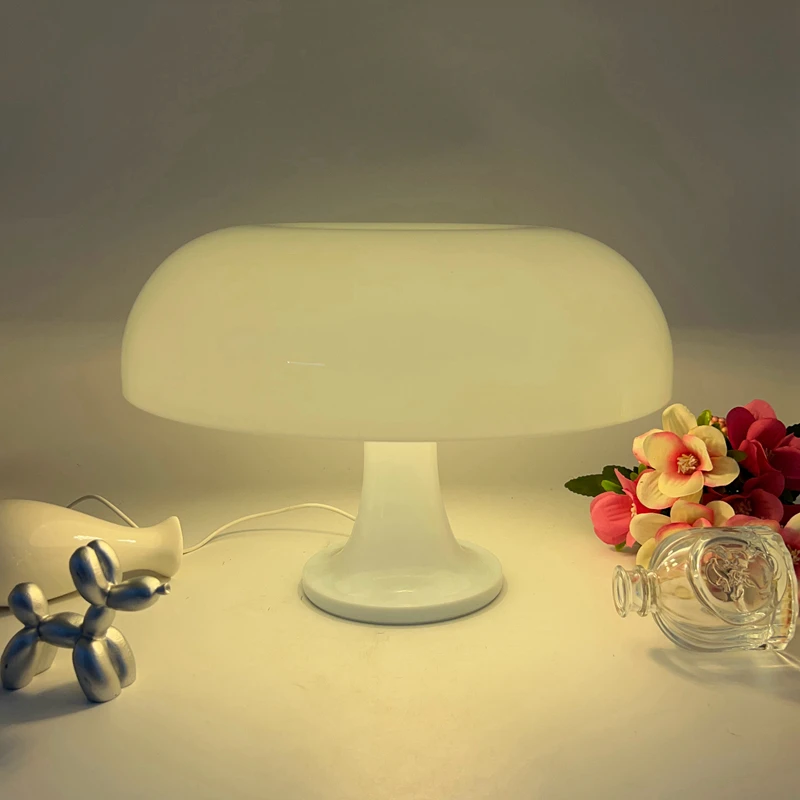 Table Lamp-Mushroom Table Lamp for Interior Plastic Decoration Post Modern Bauhaus Style Creative Design Eye Protection Vanity Lighting