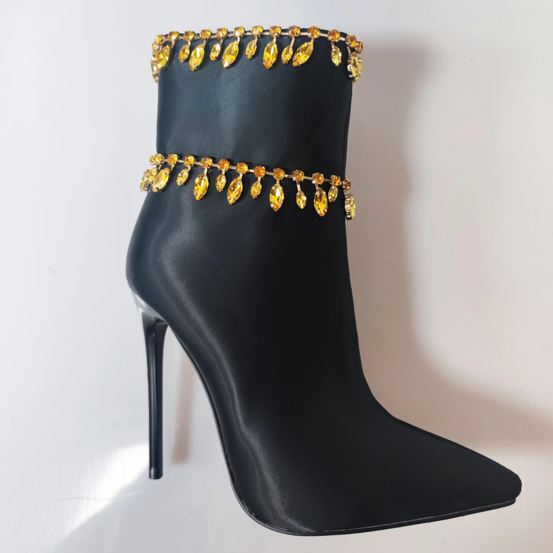 

2023 New Pointed Toe Short Boots Woman Satin Rhinestone Tassel Side Zipper Ankle Boots Golden Fringe Elegant Autumn Winter Shoes