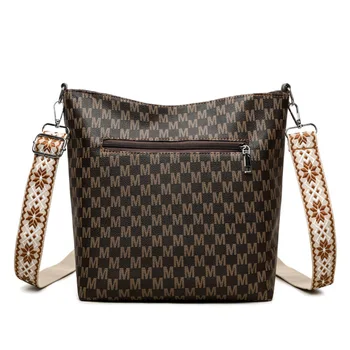 حقيبة كروس نسائية كلاسيكية، حقيبة كتف من الجلد الصناعي مع أجهزة ذهبية، تصميم بنمط 