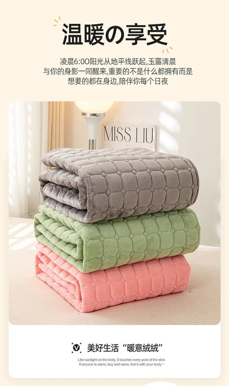 Description Picture 4 of itemWinter Warm Mattress Toppers Home Textile Luxury Queen Size Bed Sheet Bed Cover Folding Thin Tatami Mat Mattress Protector Cover