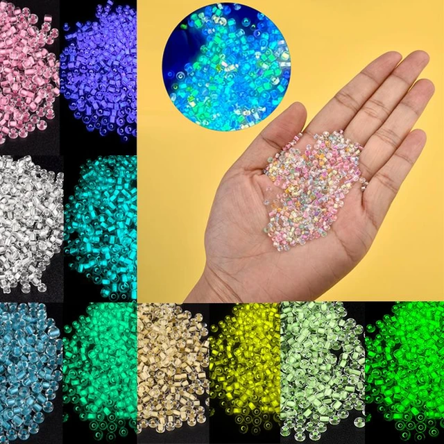 30 Pcs Glowing in Dark Silicone Beads, Solar Beads, Glow in The Dark  Beadsfor Jewelry Making and Fluorescent Colorful Silicone Bead Kit for  Bracelets