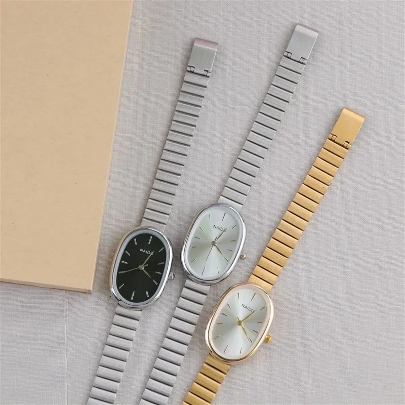2023 Year Beautiful Ladies Watches For Women Girl Simple Silver and Gold Stainless Watchband Quartz Minimalist Wristwatches
