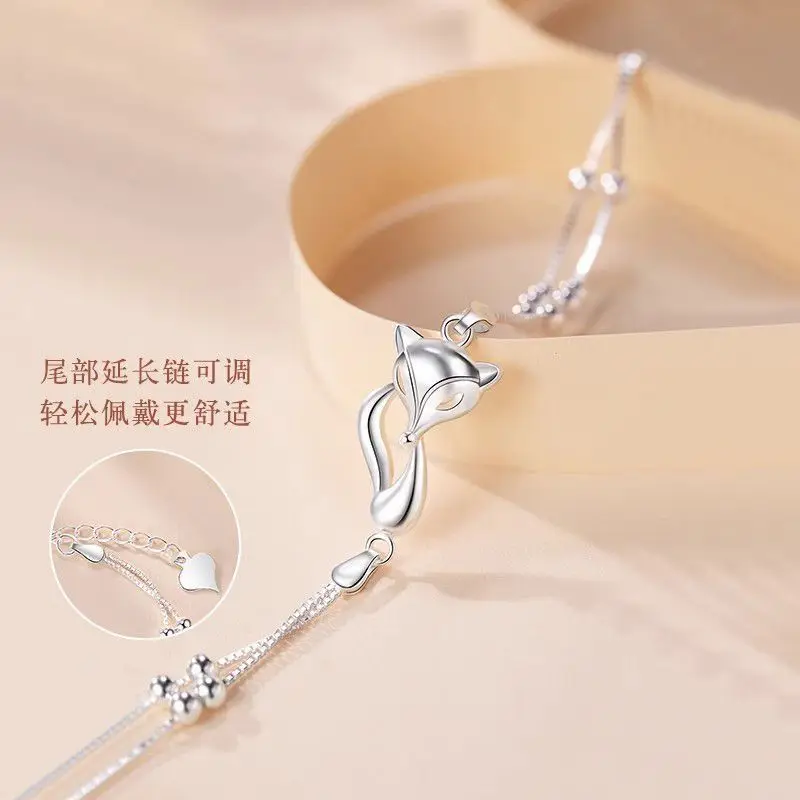 A pure silver bracelet with a small fragrance and sweet ancient fox style symbolizing a fairytale like encounter as a gift