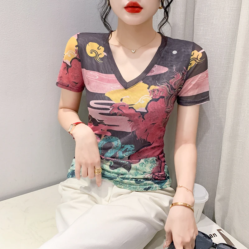 

2023 Summer Fashion Print Positioning Flower Short Sleeve T-shirt V-Neck Slim Fit Women's Top Graphic T Shirts Free Shipping