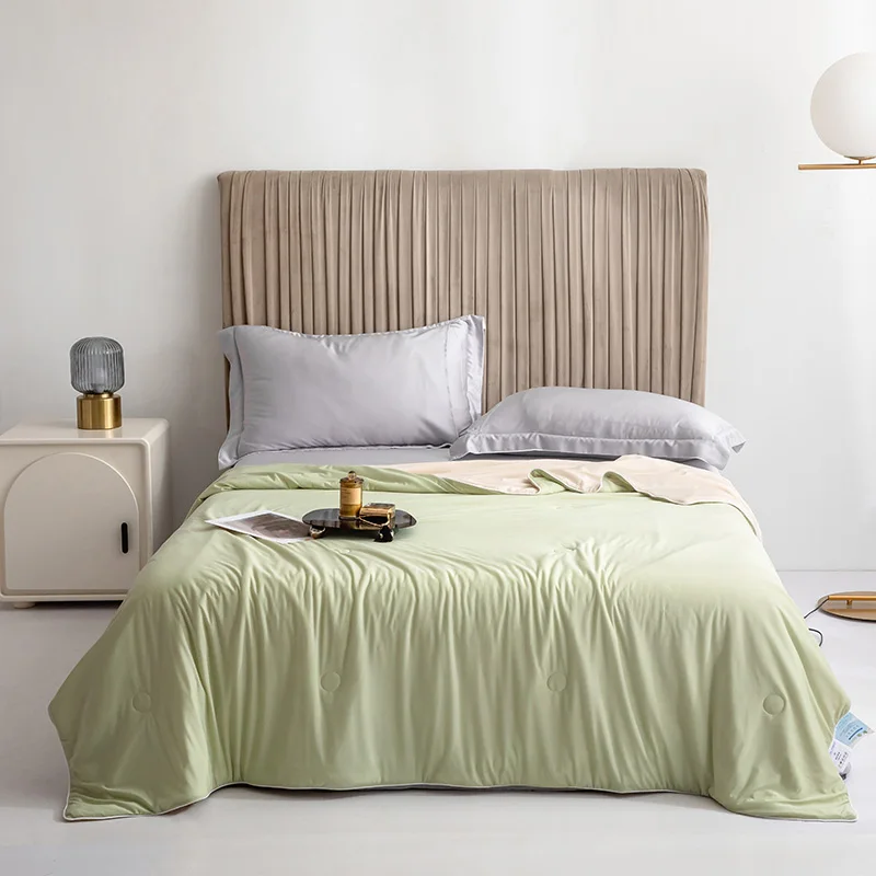 High Quality Cooling Blankets Smooth Air Condition Comforter Lightweight Summer Quilt with Double Side Cold Cooling