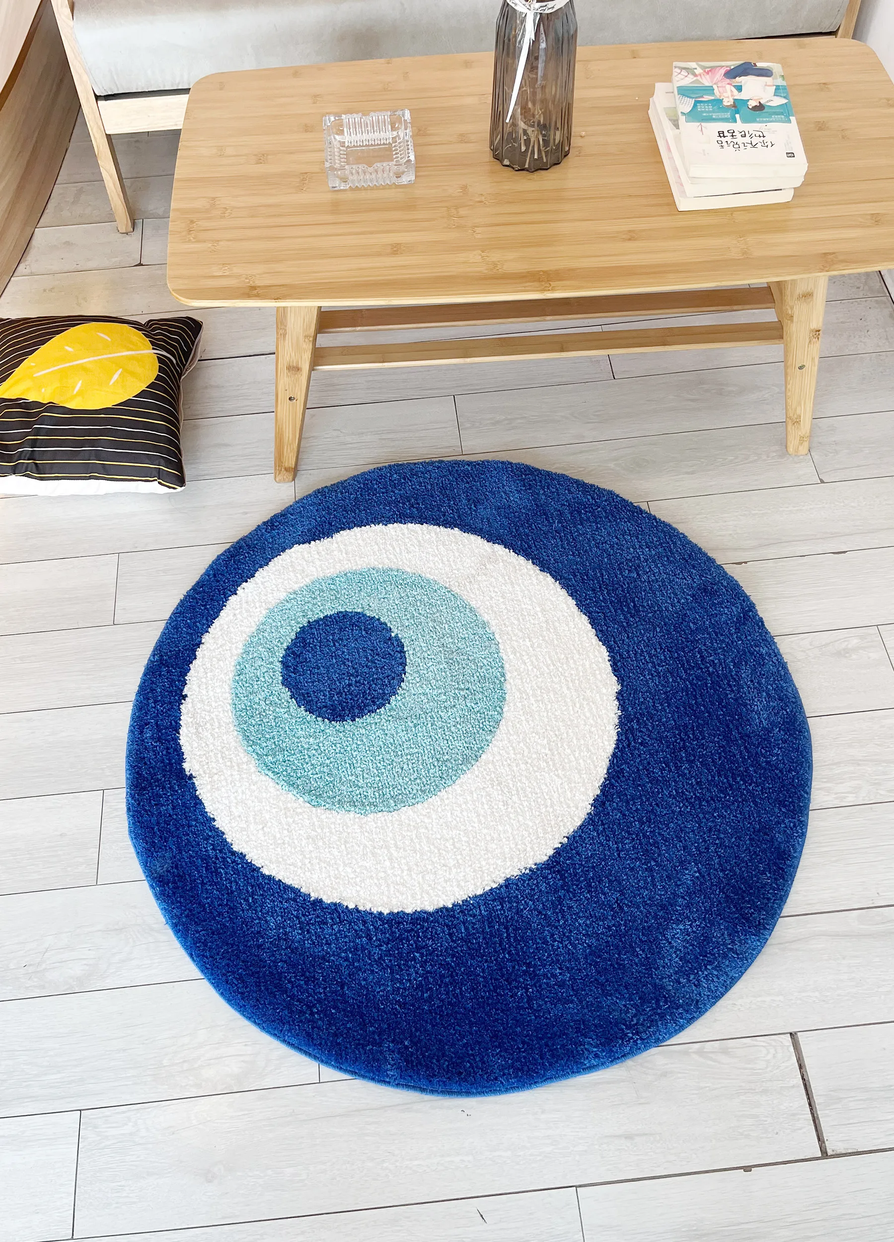 Blue Evil Eyes Circular Tufted Rug