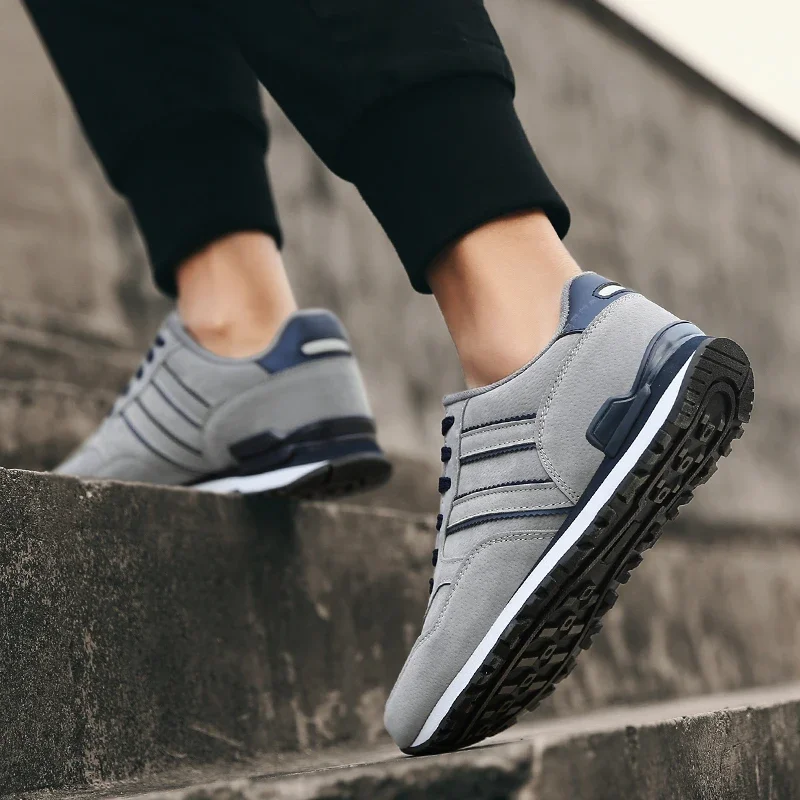 حذاء رياضي رجالي