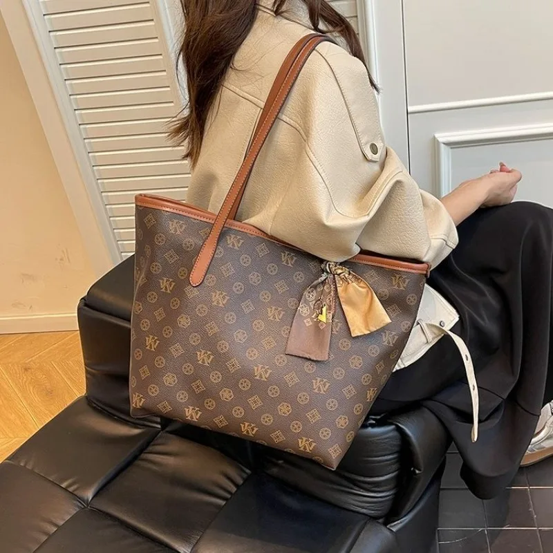 Elegante Borsa Fasciatoio da Festa di Design per Donne, Borsa a Tracolla in Pelle di Lusso di Grande Capacità per Serate Eleganti - immagine 3