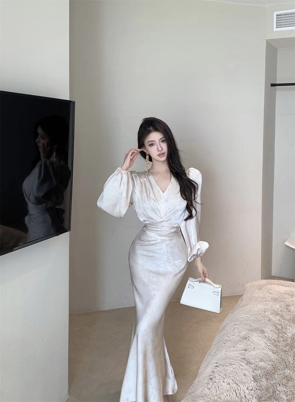 Elegant Bodycon Printed Midi Dresses for Women V-neck Lantern Sleeve Slim Waist Mermaid Evening Party Dress Autumn New Vestidos