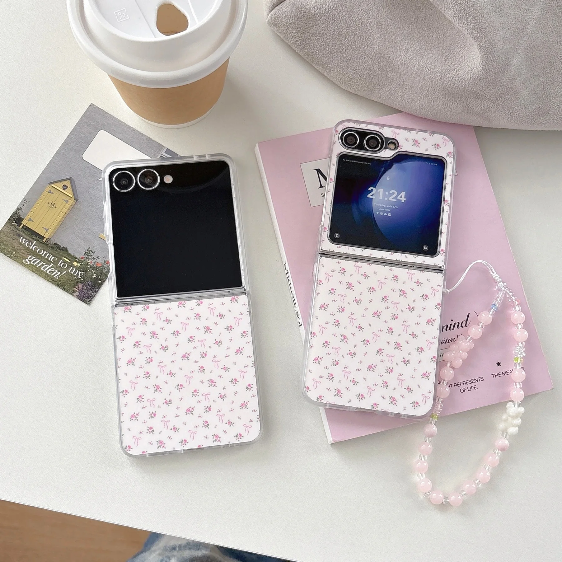 Sweet Pink Bow Floral Pattern Case with Bear Bracelet Chain - Stylish Back Cover