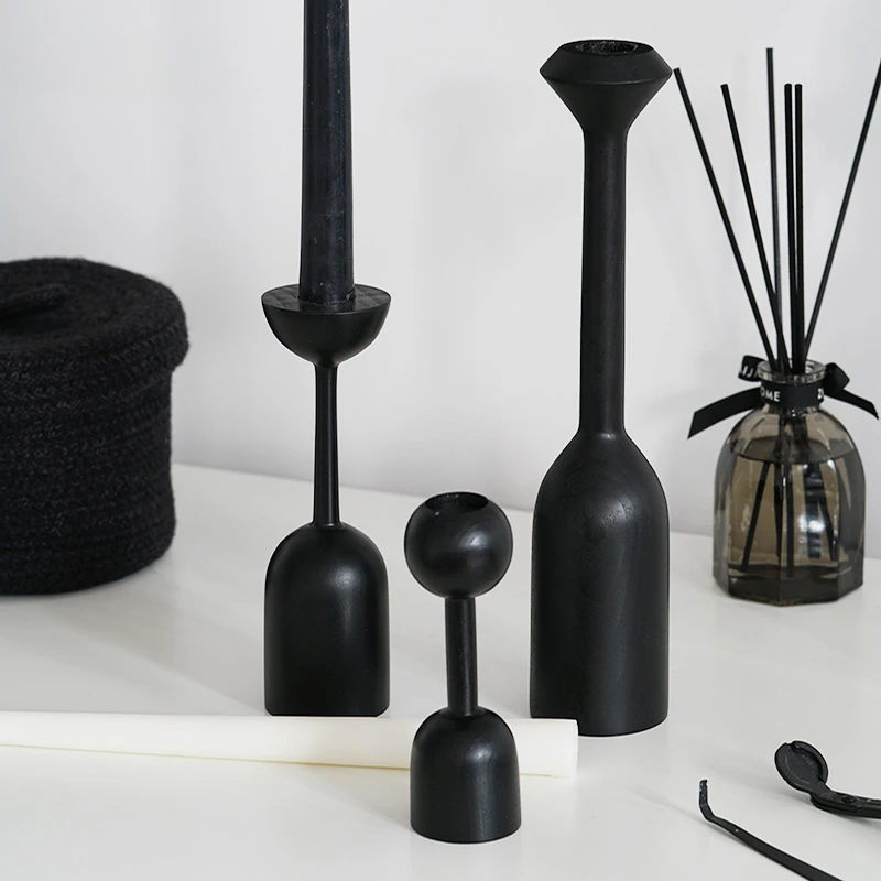 

Black Unique Candle Holders Metal Industrial Minimalist Hotel Living Room Candle Container Modern Kerzenhalter Party Decoration