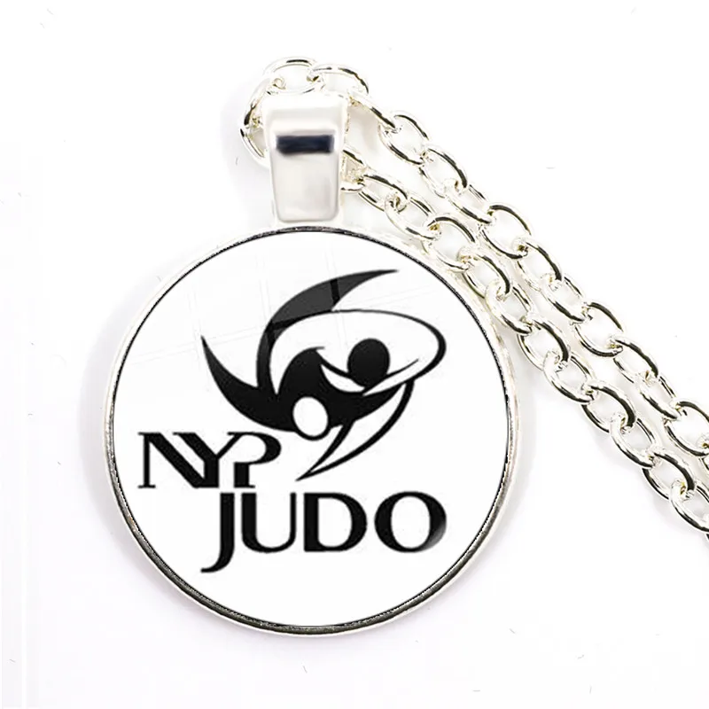 Pendentif Vintage Années 60 – Fédération De Judo, Médaille Rétro En Métal, Occasion