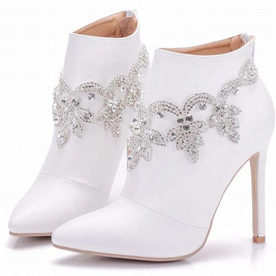 

Белые женские туфли на шпильке на высоком тонком каблуке с острым носком Роскошные Блестящие Свадебные полусапожки Стразы с кристаллами обувь для невествечерние A0199