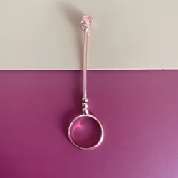 Skull - Themed Cigarette Holder Ring Accessory (Rose gold)