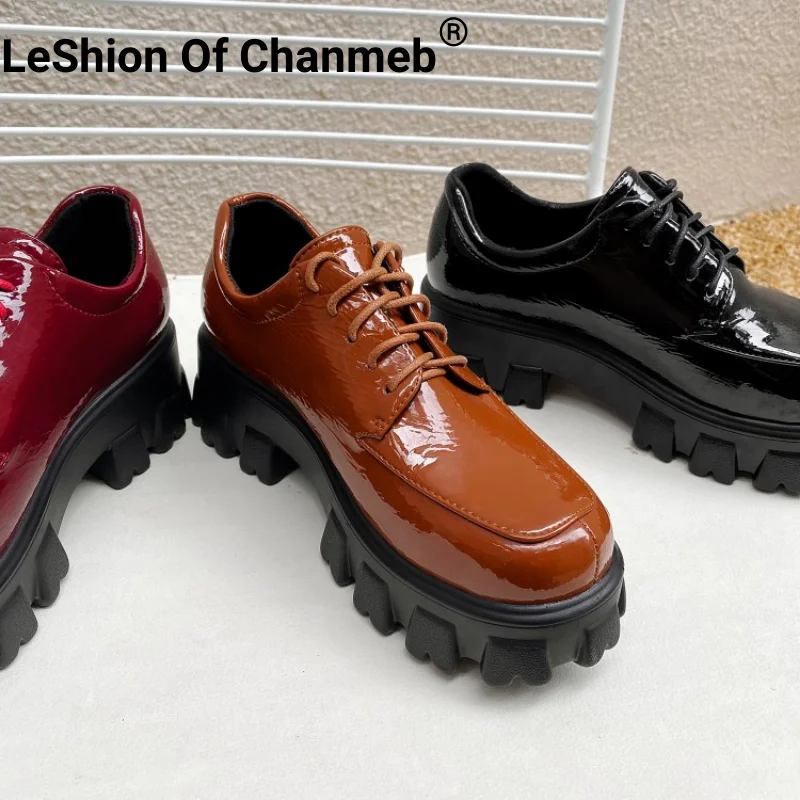 

LeShion Of Chanmeb Chic Brand Designer Women Flat Platform Shoes Lace-up Round Toe Chunky Heels Goth Flats Derby Brogues Shoe 43