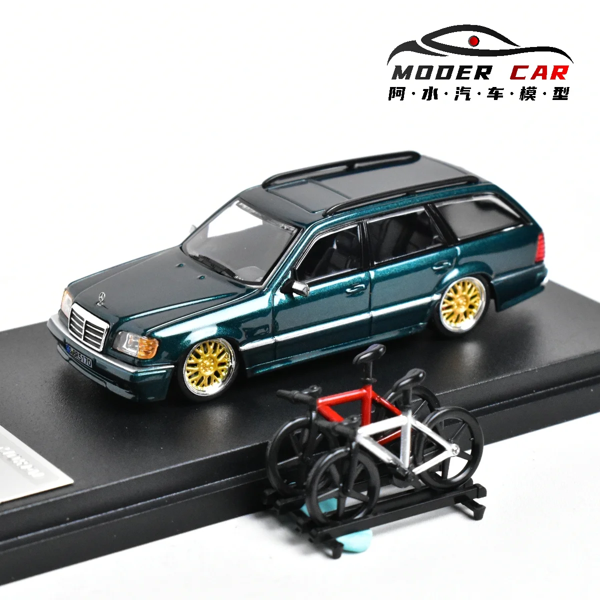 Mortal 1:64 E300 S124 Diecast Model Car 5