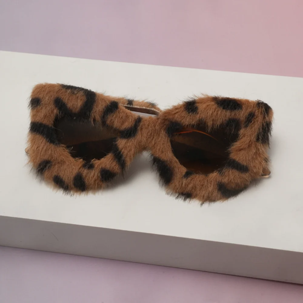 Fluffy Cat Eye Sunglasses Funny Birthday Party Shades Glasses Brand Designer PC Frame Eyewear Plush Winter Glasses