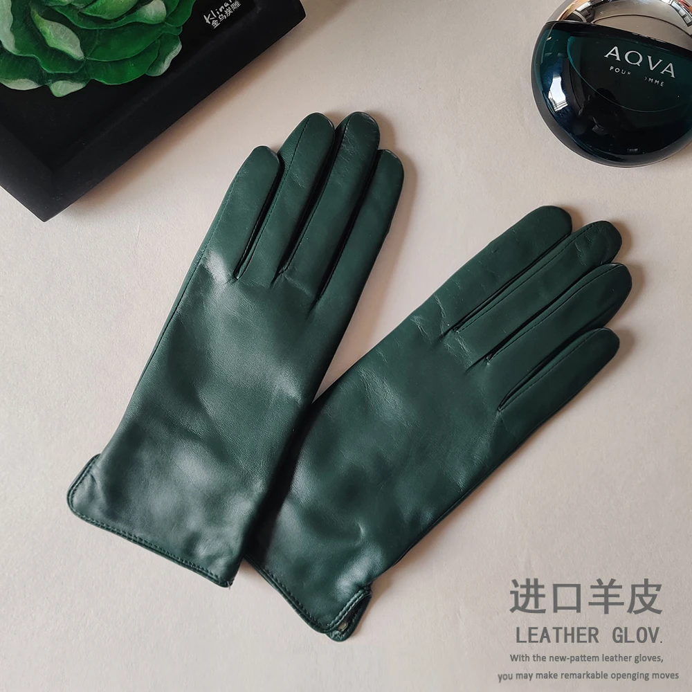 

Suede leather gloves women winter plus cashmere warm thin silk driving touch screen riding repair hand