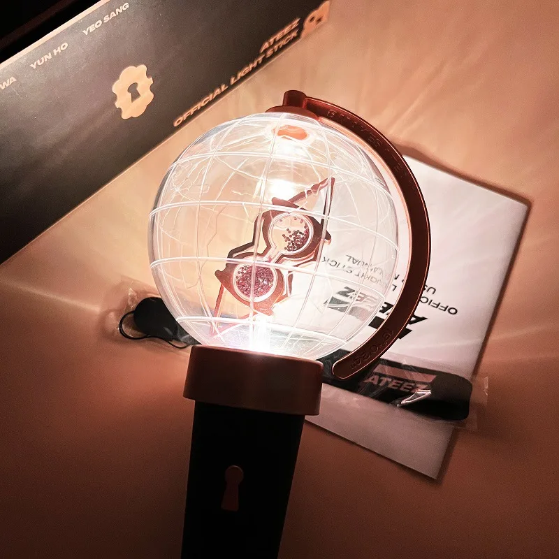 Original Kpop Ateezed Lightstick Korea Light Stick Globe Hand Lamp Concert Lamp Hiphop Party Flash Fluorescent Toys Fans Gift