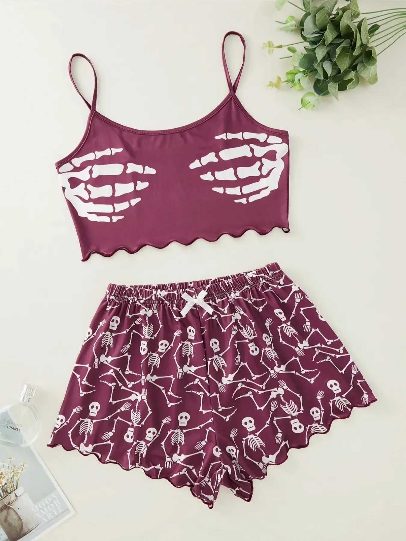 

Skeleton Hand Printed Tank Top and Skeleton Skeleton Printed Shorts Home Suit Set Women's Pajamas