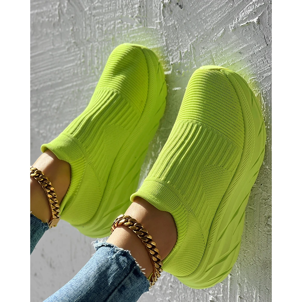 Fashion Women Breathable Mesh Slip-on Sneakers Daily Casual Round Toe Platform Sports Shoes Spring Going Out Solid Color Shoes