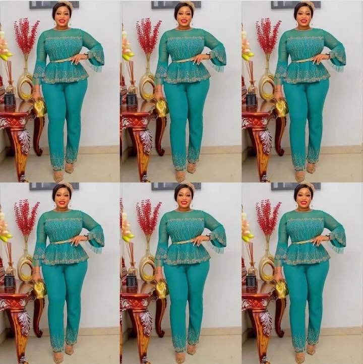 

XL-4XL African Suit African Women Long Sleeve O-neck Solid Color Two Pieces Sets Top and Long Pant African Clothes Women