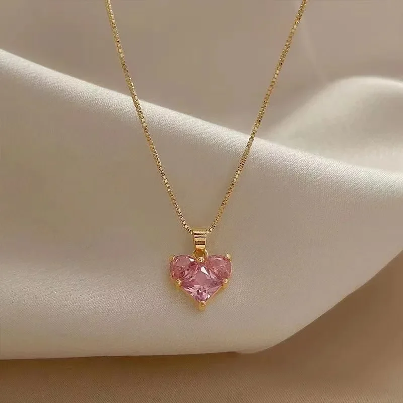 French Romantic Temperament Love Heart pink Zircon Necklace Female Simple Clavicle Chain