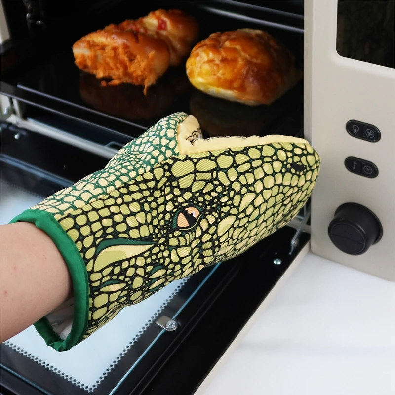 Silicone Oven Gloves Kitchen Gloves Crocodile Cat Paw Oven Glove Microwave Cartoon Animal Pattern Heat Insulation Thickened Glove Resistant BBQ Cooking Baking Mitts
