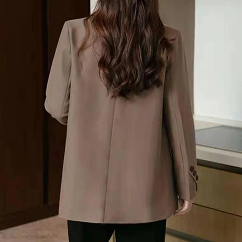 Рисунок 4 - Корейский костюм Топ 2023 весеннее