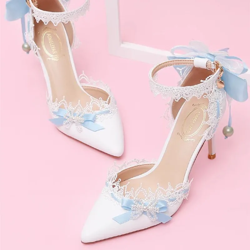 

Light blue pointy bow one-line with sweet white hollow high-heeled sandals