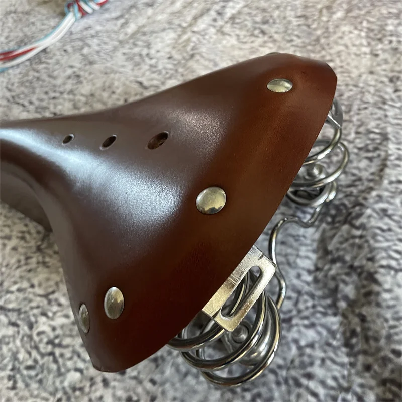 Selle De Vélo Rétro En Cuir Véritable – Marron Clair, 26x22 Cm, Universelle – Avec Ressorts