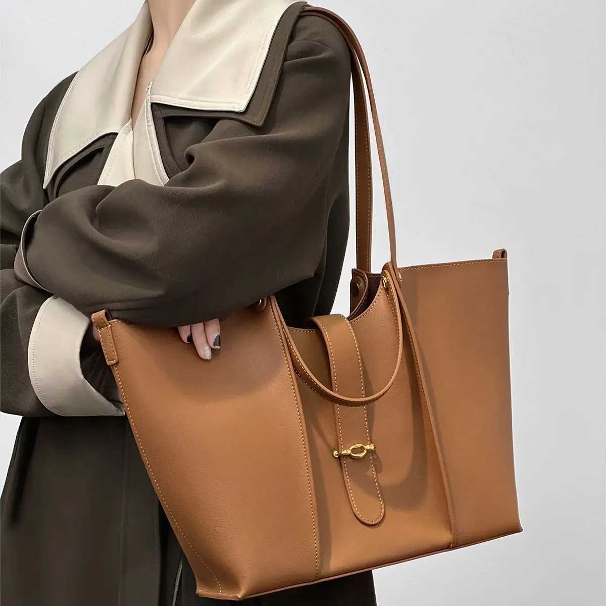 

Сумка-тоут женская из воловьей кожи, саквояж большой вместимости, модная однотонная Сумочка через плечо, 2023