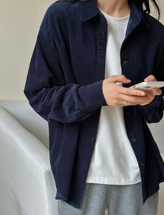 

Autumn and winter women's casual solid color lapel long sleeved loose fitting shirt