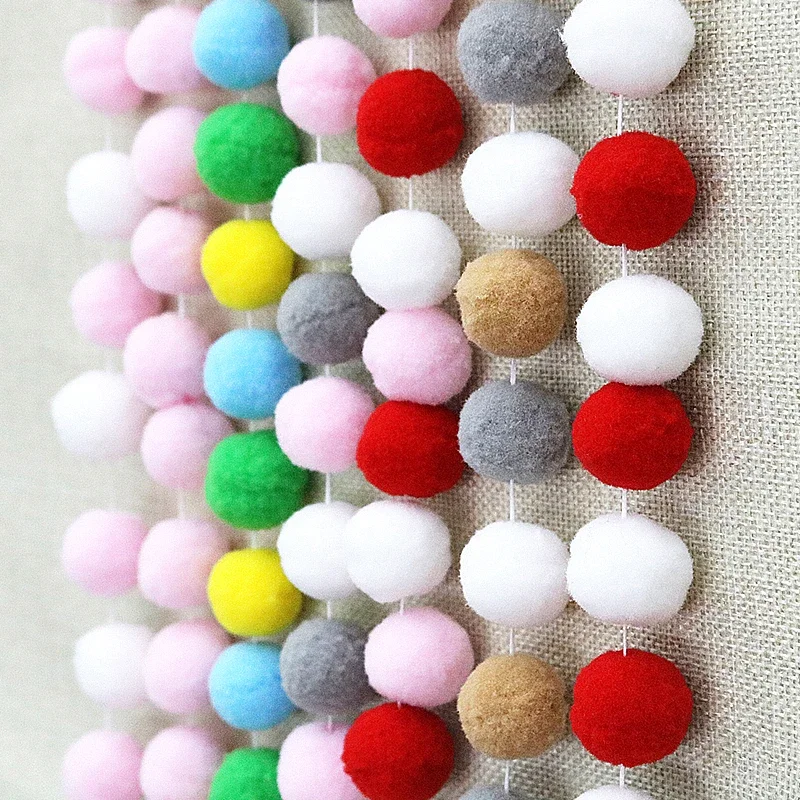 Holiday Felt Pom-Pom Garland