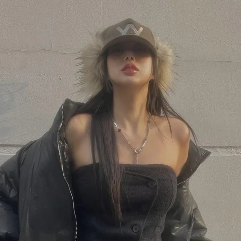 Baseball Cap Feather Retro Corduroy Embroidered Streetwear Daily Outdoor Sunscreen Hat for Women