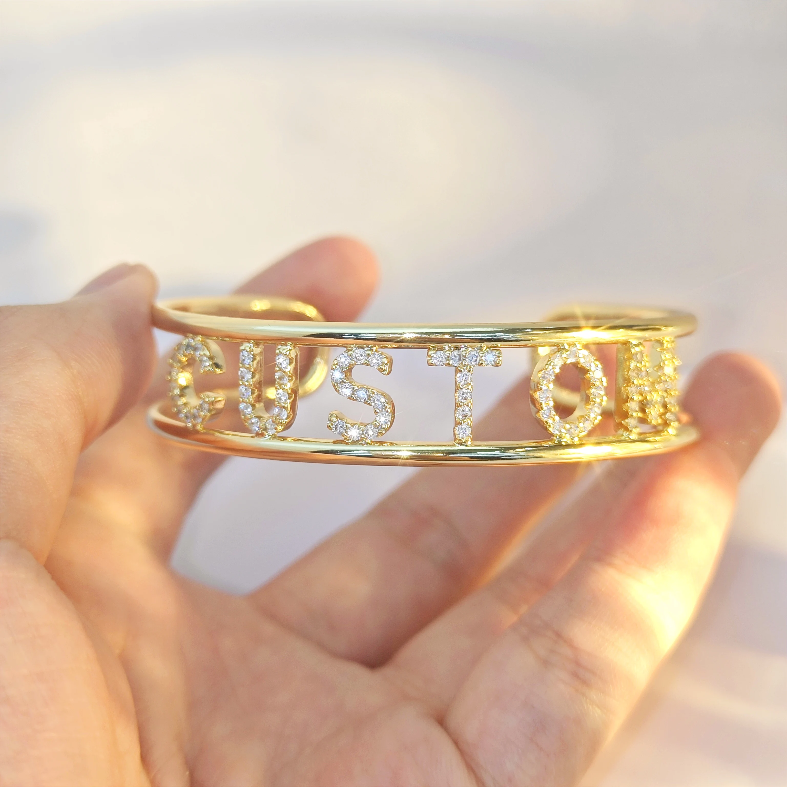 Customized Colorful Zircon 9mm Letters Bangle Green Stone Letter Custom Women Bracelet Bangle Jewelry