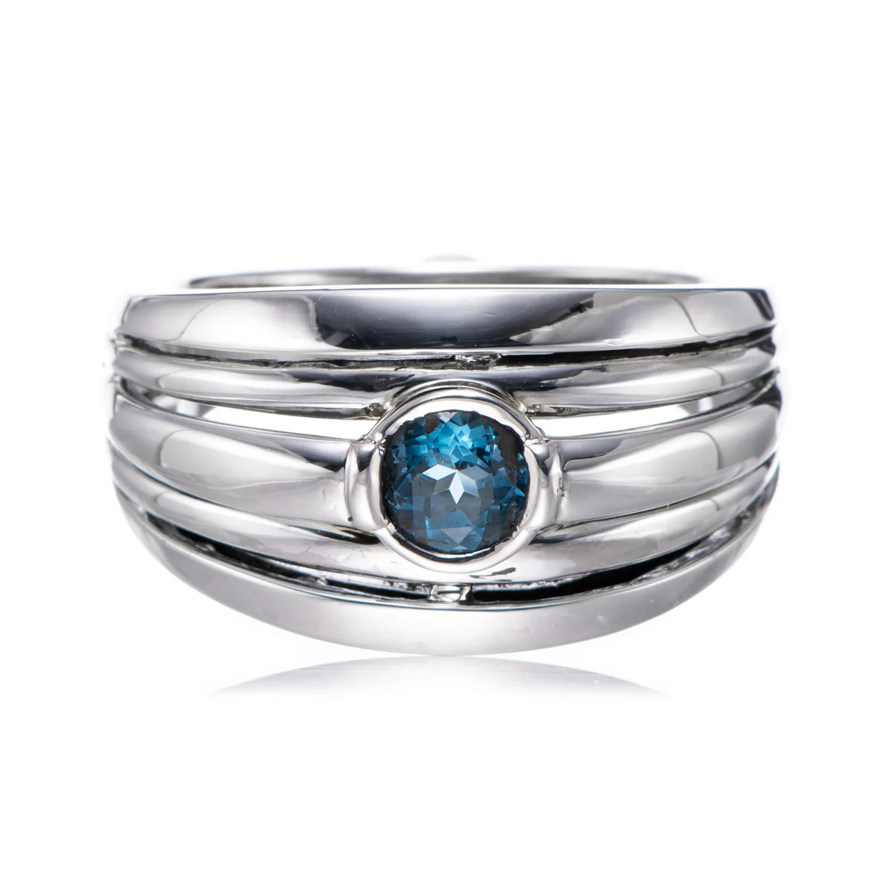 Швейцарское кольцо из стерлингового серебра с голубым топазом и родиевым покрытием