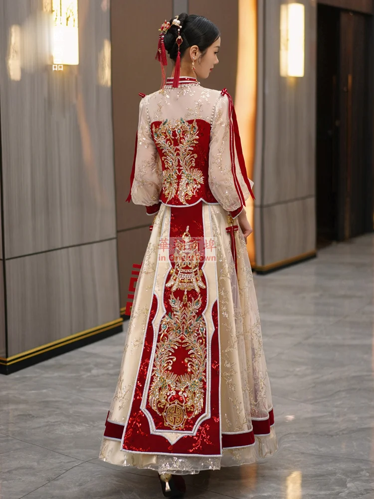 Luxury Champagne Xiuhe Suit Chinese Trend Wedding Dress Show Quality East Asian Bridal Dress Modern Improved Traditional Apparel