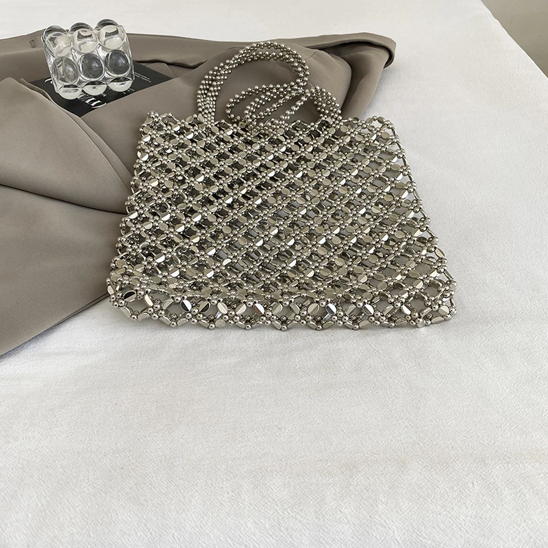 2025, neue Sommer-Urlaubstasche, Boho-Strand, aushöhlen, Umhängetasche für Frauen, handgefertigte Perlenhandtasche, silberne Metall-Tragetasche mit Griff oben – Detail 14