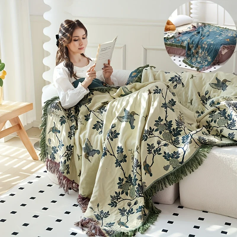 Available on both sides dark or light, high-grade towel quilt, tassel design on all sides, cotton multi-layer gauze material, 3