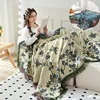 Available on both sides dark or light, high-grade towel quilt, tassel design on all sides, cotton multi-layer gauze material, 3