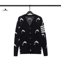 New 2022 Men Luxury Classic striped dolphin Knit Casual Sweaters Cardigan Asian Size High quality Drake warm Winter #A392 1