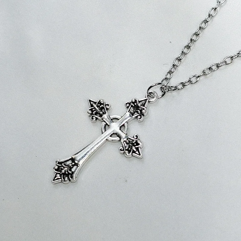 Gothic Cross Necklace Choker - Alloy Religious Pendant For Men & Women, Vintage Dark Style Y2K Jewelry