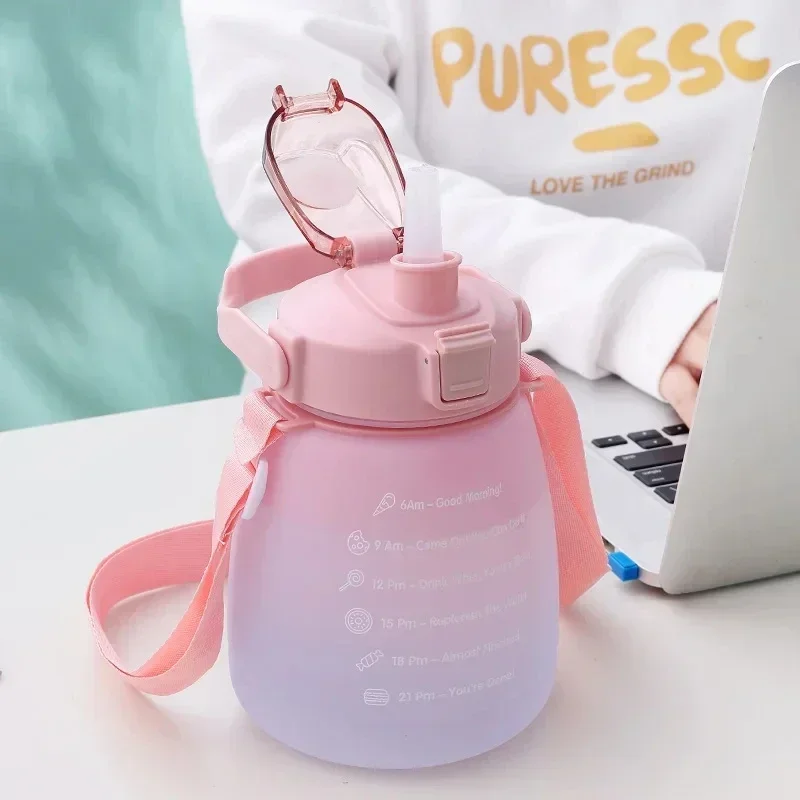 New Gradient Color Big Belly Cup Large Capacity Plastic Water Bottle with Straw Adjustable Strap Sport Fitness Bottle 1300ML