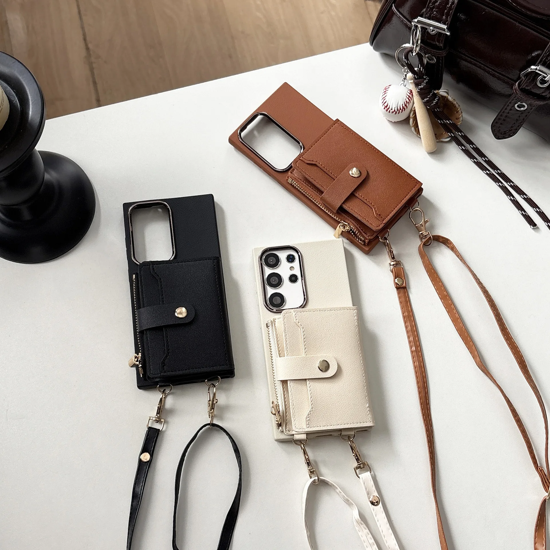 Leather Crossbody Wallet Lanyard with Card Slots and Zipper Bag Cover