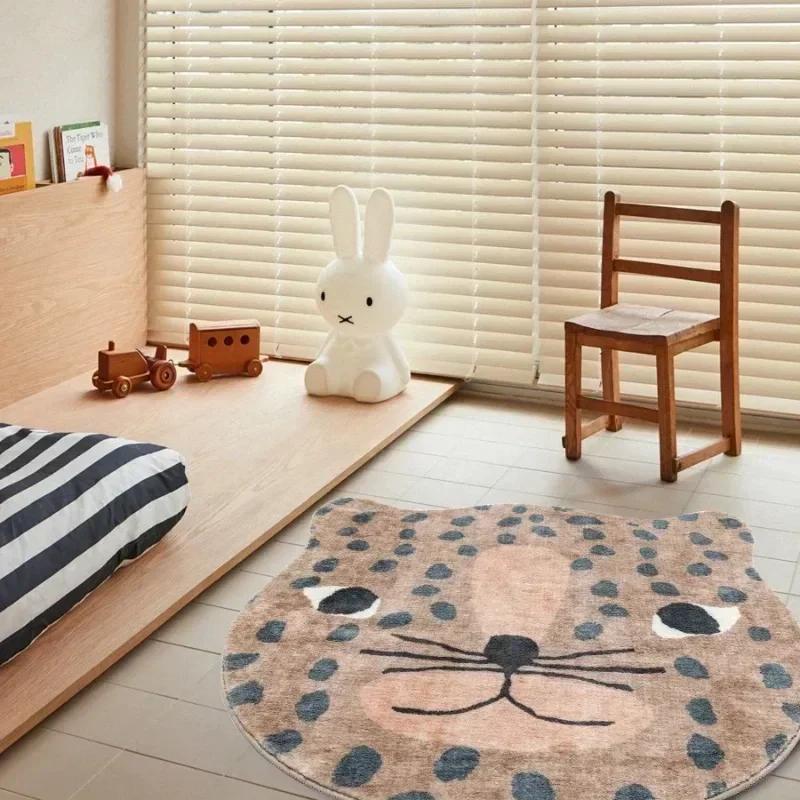 Leopard Shaped Children's Bedroom Carpets Polyester Rugs Home Decor